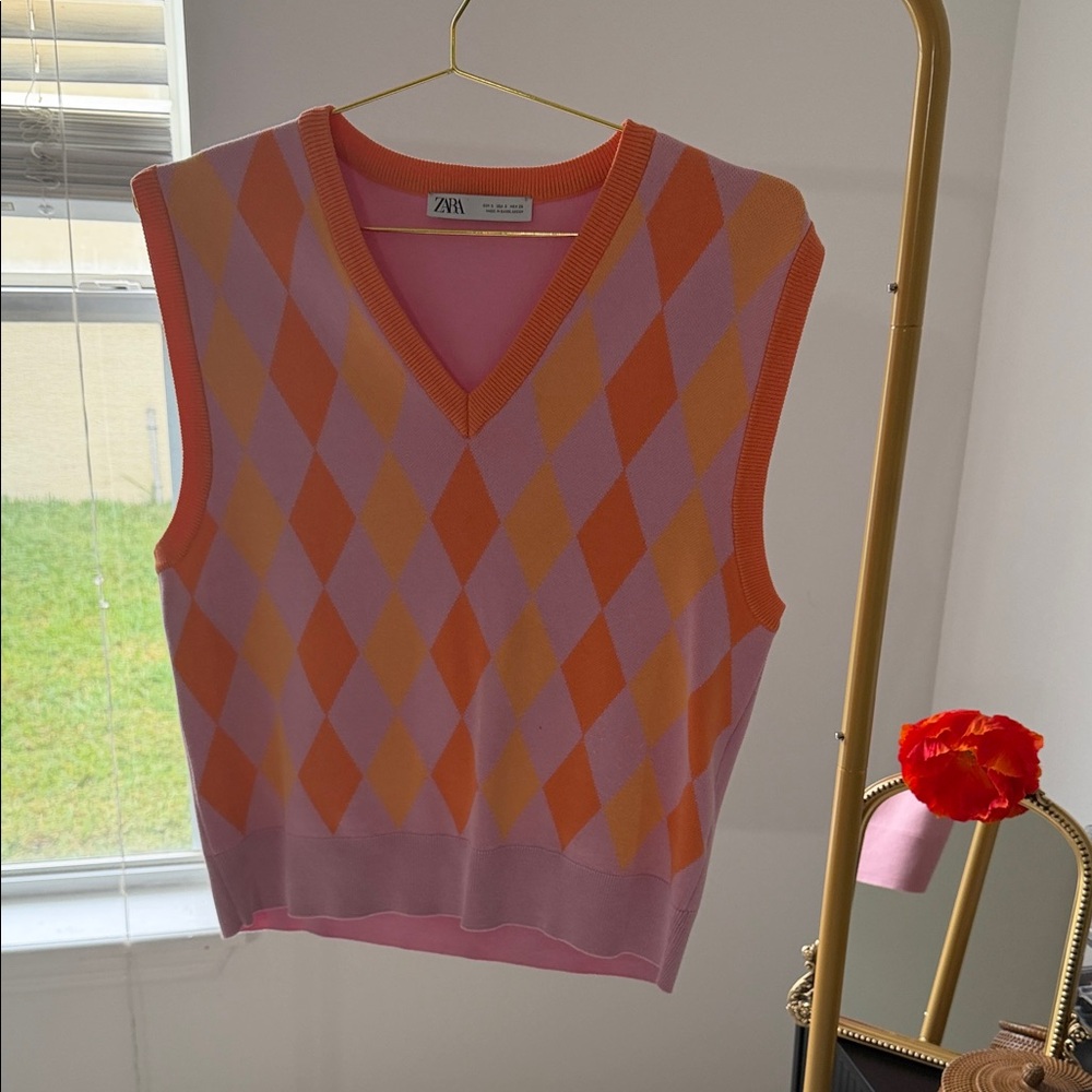 Zara Women's V-Neck Argyle Sweater Vest - Pink and Orange